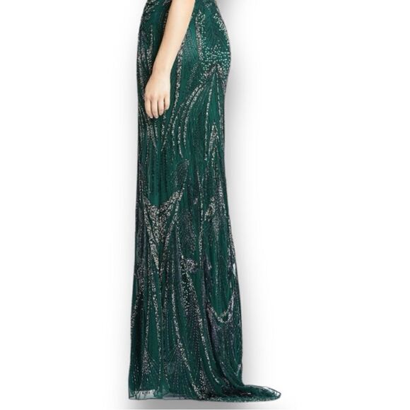 MAC DUGGAL Women’s Embellished Beaded High Slit Gown in the Size 4 - Picture 6 of 16